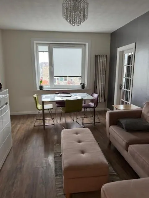 City Break Edinburgh Apartment